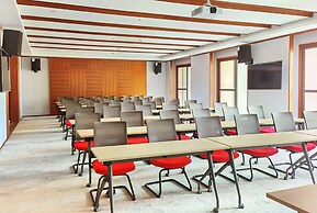 Howard Johnson the Bund Hotel Gasa