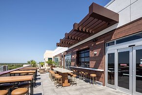 Hotel Melby Downtown Melbourne, Tapestry Collection by Hilton