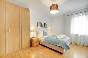 By the sea - Nadmorski by Renters