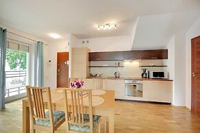 By the sea - Nadmorski by Renters