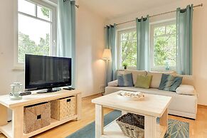 By the sea - Nadmorski by Renters