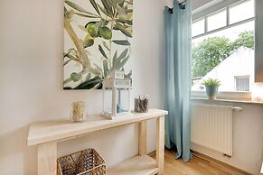 By the sea - Nadmorski by Renters