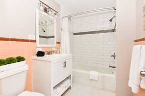 Chic Collection by NOHOTEL on PTree RD