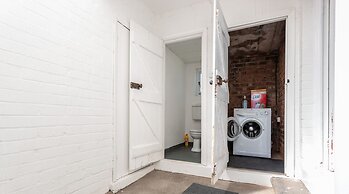 HC Property - Mountford