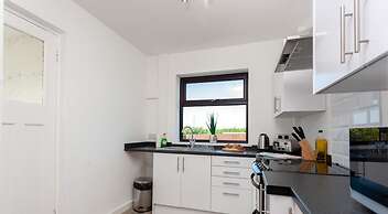 HC Property - Mountford