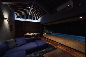 relax kouri villa Rekrrr