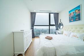 Bom Homes - Vinhomes Skylake Serviced Apartment