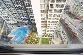 Bom Homes - Vinhomes Skylake Serviced Apartment