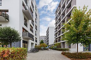 Apartments Warsaw Magazynowa by Renters