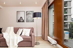 Apartments Warsaw Magazynowa by Renters