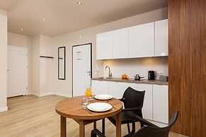 Apartments Warsaw Magazynowa by Renters