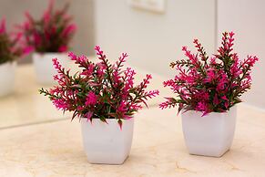 Apartments Warsaw Magazynowa by Renters