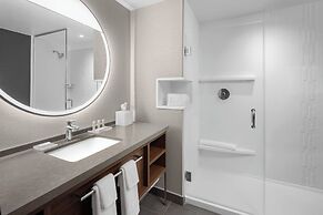 Courtyard by Marriott Lansing Downtown