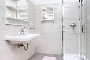 Apartments Bitwy Warszawskiej by Renters