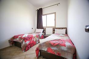 Luxurious Apartment Fully Equiped