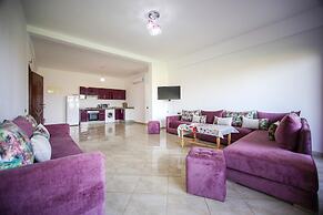 Luxurious Apartment Fully Equiped