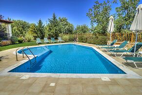Dafni - Gerani Villas With Private Pooi