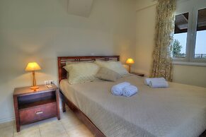 Dafni - Gerani Villas With Private Pooi