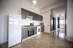 Very Nice Apartment With Pool and Garden