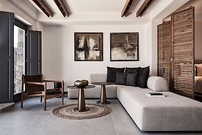 SantAnna Luxury Suites