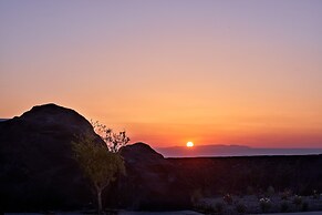 SantAnna Luxury Suites