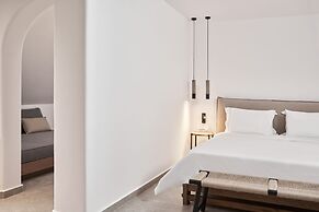 SantAnna Luxury Suites