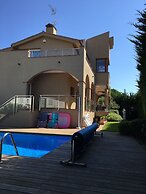 Luxury Villa Mongoda Luxury