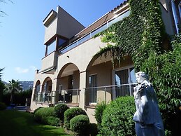 Luxury Villa Mongoda Luxury