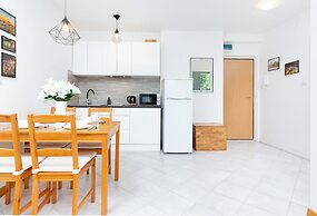 Apartment Warsaw Browarna by Renters