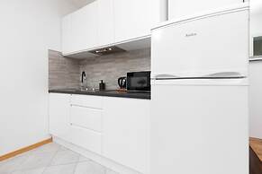 Apartment Warsaw Browarna by Renters