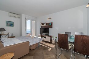 Trstenik Beach apartment