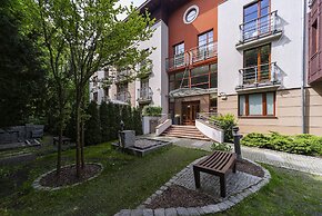 Apartments Haga by Renters