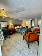 Geneva Hotel & Tiki Bar