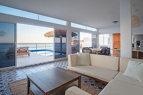 Tortugas Bay Resort