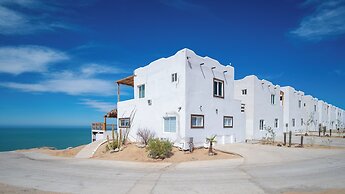 Tortugas Bay Resort