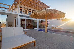 Tortugas Bay Resort