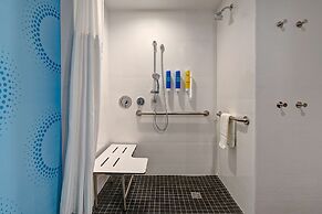 Tru by Hilton Tahlequah