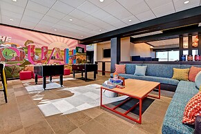 Tru by Hilton Tahlequah