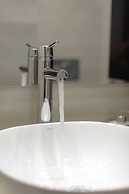 Acropolis Deluxe Apartment