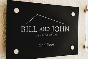 Acropolis Deluxe Apartment