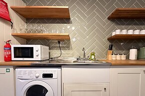 Clayton House by Your Lettings UK