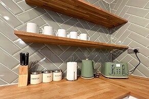 Clayton House by Your Lettings UK