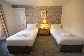 Douglas Arms Hotel