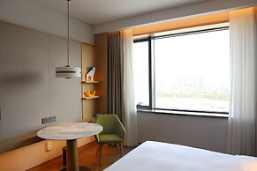 Holiday Inn Zhengzhou High Tech Zone by IHG
