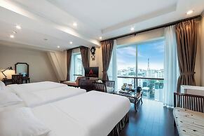 A25 Premium Hotel - 15 Tran Quoc Toan