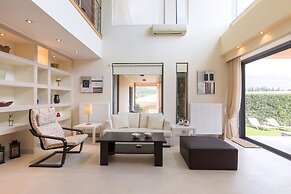 Villa Serena, Eastern Corfu