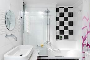 Villa Serena, Eastern Corfu