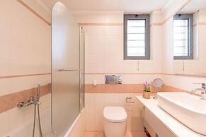 Villa Serena, Eastern Corfu