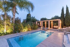 Villa Serena, Eastern Corfu