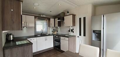 Home From Home Caravan in Lowestoft